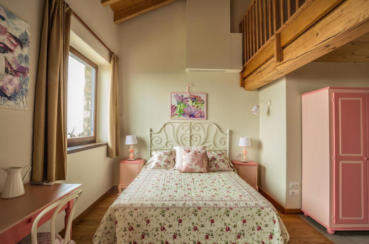 Agriturismo San Genesio Rovagnate Exteriör bild